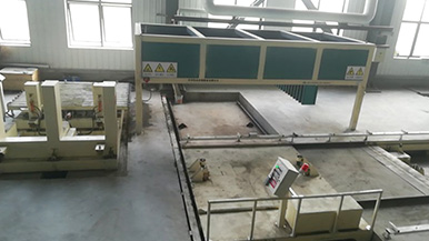 陶?；炷聊谇缴璞?蒸压陶粒内墙板制造选用玛纳专业生产设备M07陶粒墙板生产线