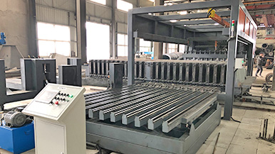 钢筋陶?；炷燎嶂是桨寤?陶粒隔墙板生产工艺-陶粒墙板设备售价