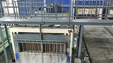 轻质微孔发泡混凝土墙板生产设备-专业建筑隔墙板成套设备-新型墙板机厂家