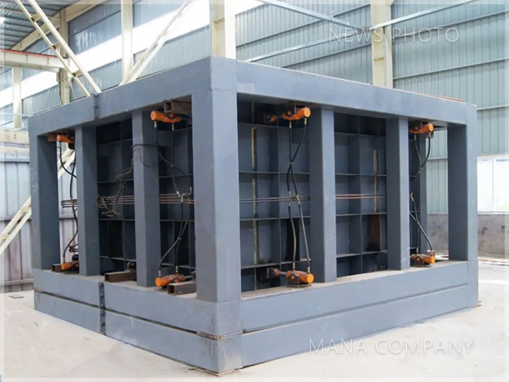 1715764557263046.jpg 预制管廊模具.jpg